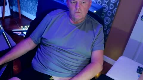 marriedguyold online show from 07-10-26, 01:58