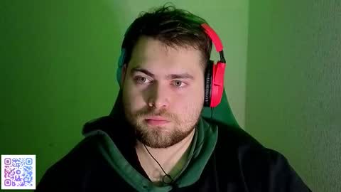 Snapshot of mars_si chatting on 12-15-25, 05:06 Mars online show from 12-15-25, 05:06