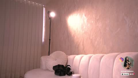     online show from 01-14-25, 10:23