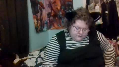 marshallmarx517 online show from 11-17-25, 01:22