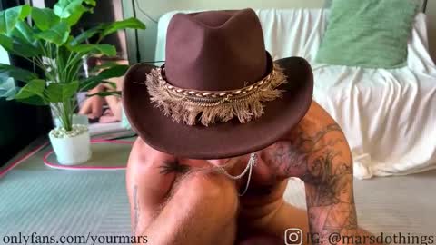 marsloveyou online show from 10-14-25, 01:50