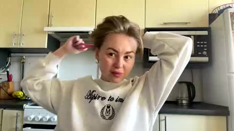 Marta online show from 04-23-26, 07:09