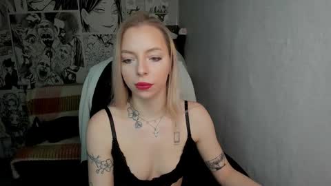 Snapshot of martha_cameron chatting on 01-18-25, 10:06 Martha Cameron online show from 01-18-25, 10:06