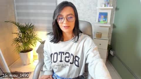 Snapshot of martiiinaa_ chatting on 11-07-25, 06:35 Martina online show from 11-07-25, 06:35