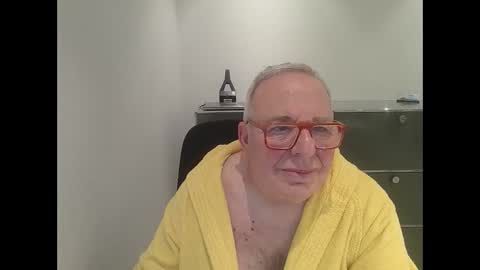 martin_1947 online show from 01-03-25, 09:26