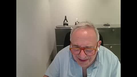 martin_1947 online show from 10-05-25, 06:50