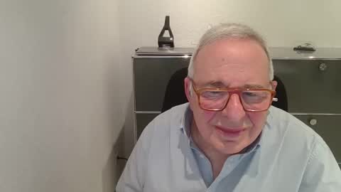 martin_1947 online show from 11-19-25, 09:48