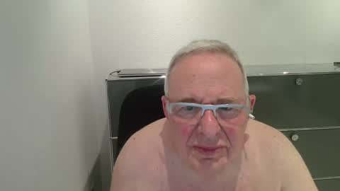 Snapshot of martin_1947 chatting on 07-28-26, 09:14 martin_1947 online show from 07-28-26, 09:14