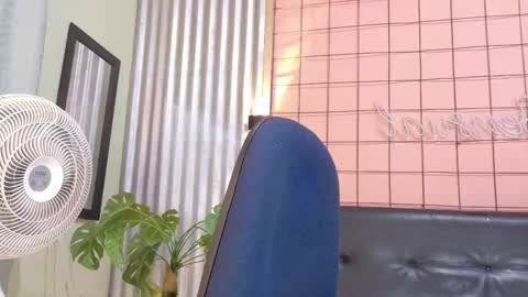 Martin online show from 11-21-25, 01:26