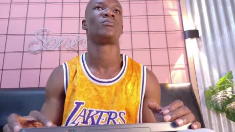 Martin online show from 04-06-26, 01:14