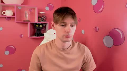 Martin online show from 04-23-26, 03:47