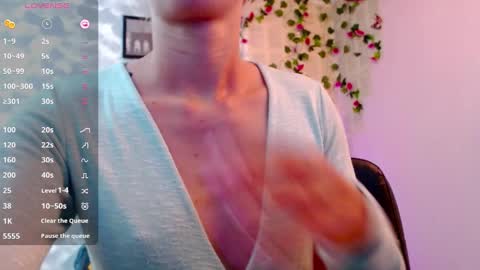 Martina online show from 12-19-24, 10:00