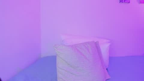 C A R O L I N A  online show from 06-10-26, 04:17
