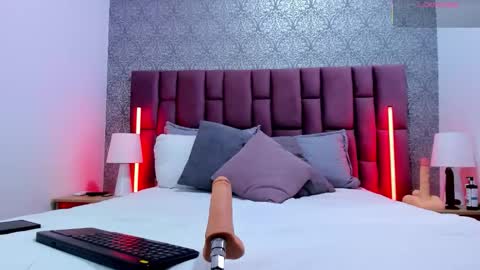 Snapshot of martinarizzi chatting on 10-30-25, 04:25 martina rizzi online show from 10-30-25, 04:25