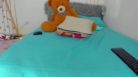 ...  ... online show from 12-03-24, 11:13