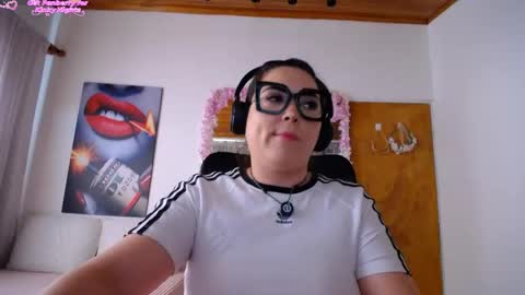 Snapshot of martiniella chatting on 06-03-26, 08:58 Antonella Martini online show from 06-03-26, 08:58
