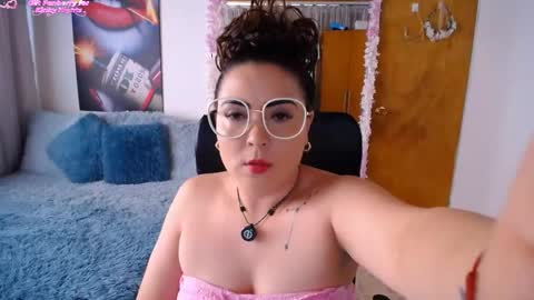 Snapshot of martiniella chatting on 06-05-26, 08:03 Antonella Martini online show from 06-05-26, 08:03