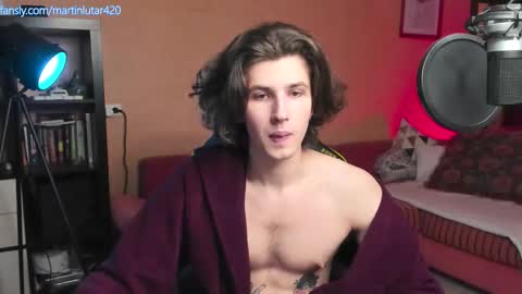 Snapshot of martinlutar420 chatting on 10-24-25, 08:00 Daddy Marty online show from 10-24-25, 08:00