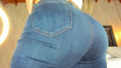 Martina online show from 04-24-26, 07:27