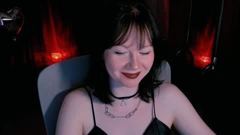 Nancy online show from 04-24-26, 05:15