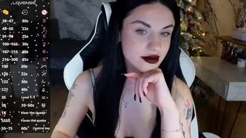 Snapshot of mary___moore chatting on 12-24-24, 04:22 Maria online show from 12-24-24, 04:22