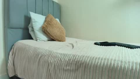 mary_cute9 online show from 07-24-26, 12:14