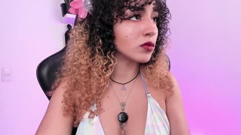 Snapshot of mary_jane_lovers chatting on 12-05-24, 10:01 Mary Jane online show from 12-05-24, 10:01