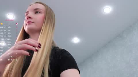 Mary . online show from 04-23-26, 02:08