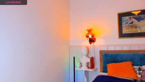 Snapshot of mary_marlow chatting on 02-04-25, 11:27 Mary online show from 02-04-25, 11:27