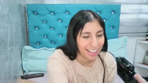 Snapshot of mary_mood_ chatting on 02-09-25, 01:46 Mary Moon online show from 02-09-25, 01:46