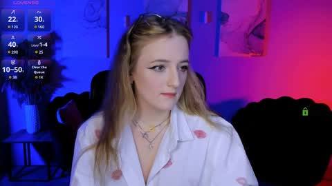 Snapshot of mary_moon__ chatting on 04-08-26, 08:31 mary_moon__ online show from 04-08-26, 08:31