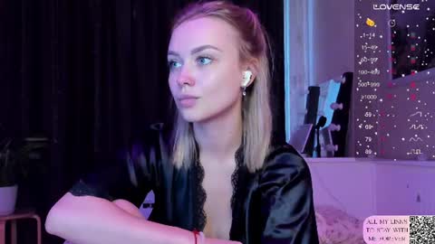 Mary online show from 07-12-26, 03:58