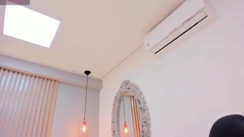 Snapshot of mary_suarez chatting on 01-16-25, 06:35 Maria online show from 01-16-25, 06:35