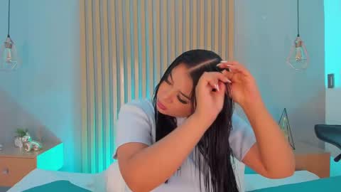 Snapshot of mary_suarez chatting on 03-03-25, 03:41 Maria online show from 03-03-25, 03:41