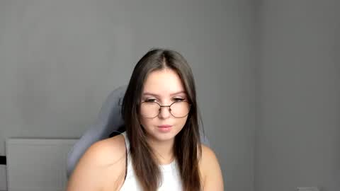 Alice online show from 07-18-26, 06:28