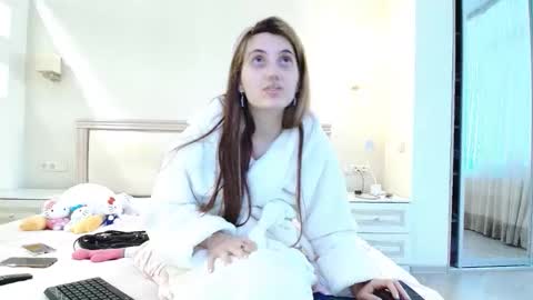 Snapshot of marya442004 chatting on 11-05-25, 05:51 marya442004 online show from 11-05-25, 05:51