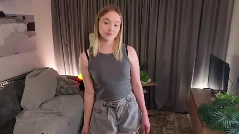 Alice online show from 05-12-26, 03:42
