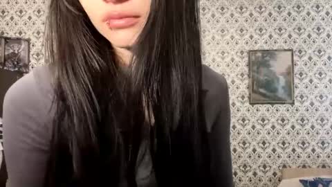 Snapshot of maryamtraylor chatting on 12-03-25, 06:54 Sofia online show from 12-03-25, 06:54