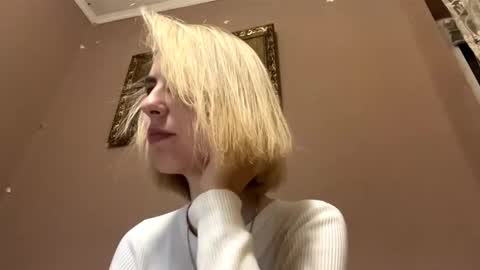 Tessa  online show from 02-08-26, 05:38