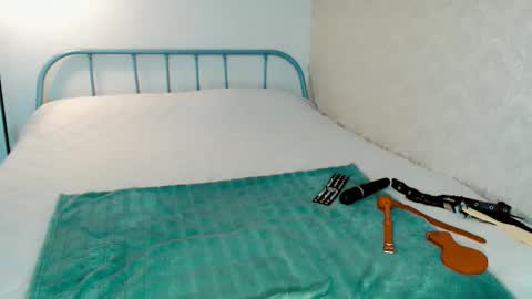 Anna online show from 02-15-26, 07:51