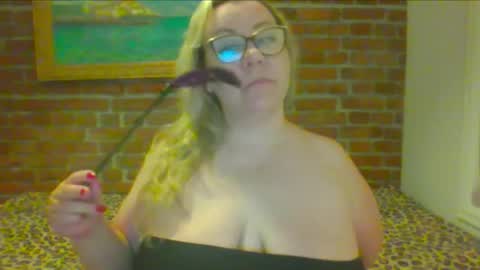 MaryChubby  online show from 05-21-26, 08:38