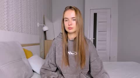 Snapshot of marylee_21 chatting on 11-12-25, 06:58 Mari online show from 11-12-25, 06:58