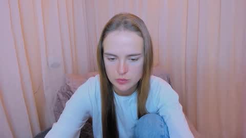 Snapshot of marylee_21 chatting on 11-26-25, 11:55 Mari online show from 11-26-25, 11:55