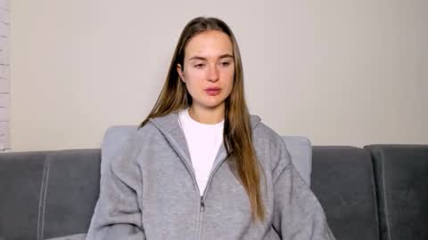 Snapshot of marylee_21 chatting on 12-15-25, 07:12 Mari online show from 12-15-25, 07:12