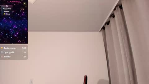 Dulce Maria online show from 11-13-25, 06:01