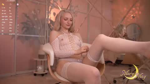 Snapshot of marylunamay chatting on 06-21-26, 03:42 Mary online show from 06-21-26, 03:42