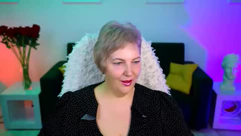 marymogan online show from 11-17-25, 04:51