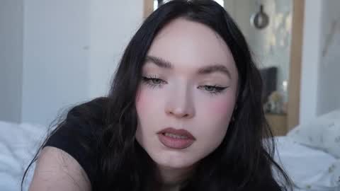 Marina online show from 04-11-26, 02:21