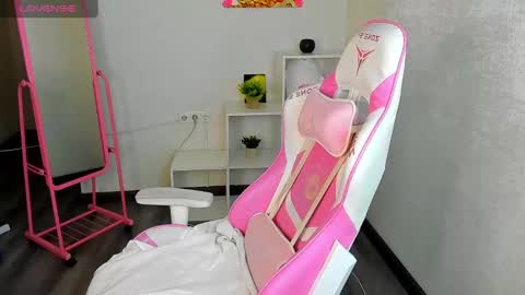 Mary online show from 01-26-25, 08:14