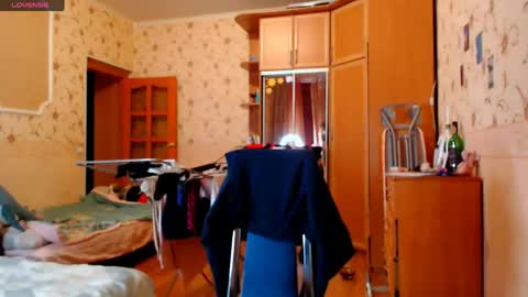 Maria online show from 04-12-26, 07:02